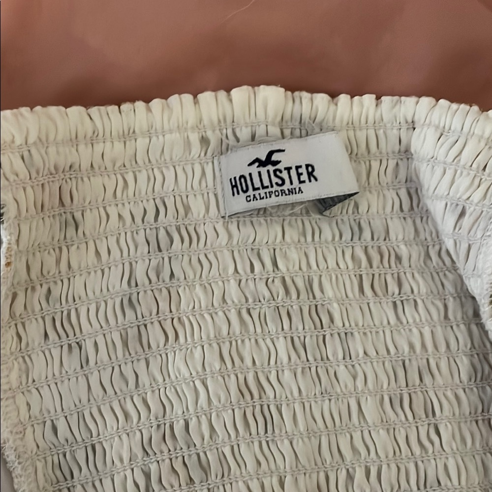 Women’s Hollister White and Yellow Floral Dress - Picture 4 of 4